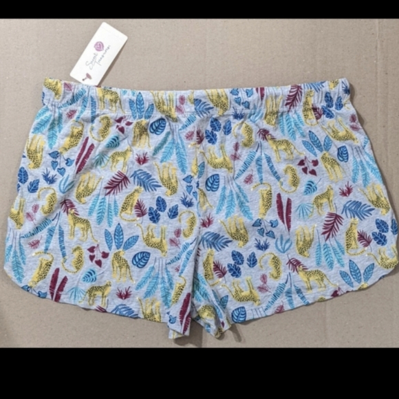Women's Cheetah Tropical Print Top and Bottoms 2 PC Pajamas Set, Size Large, NWT - Picture 6 of 7